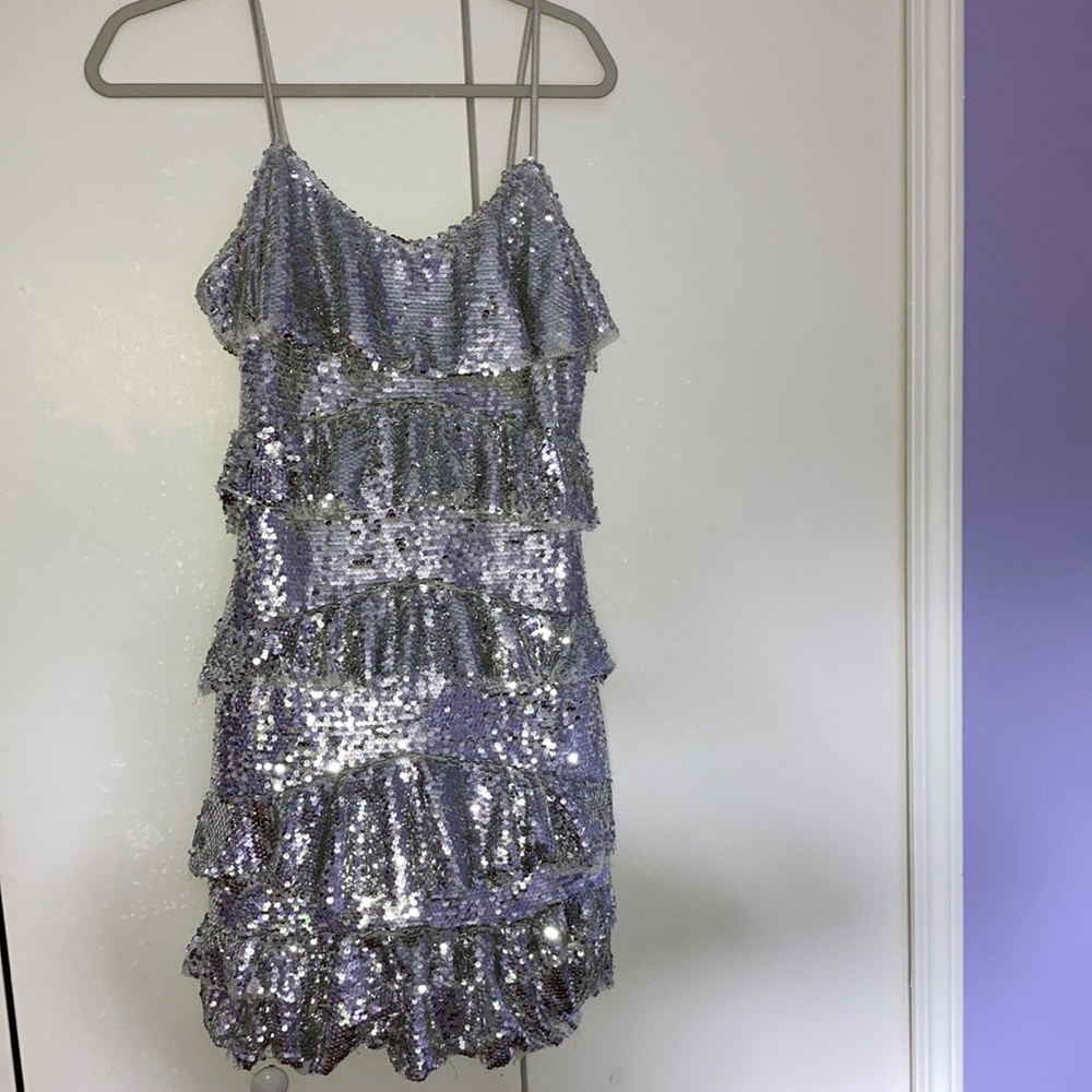 NWT En Saison Revolve Silver Sequin Dress